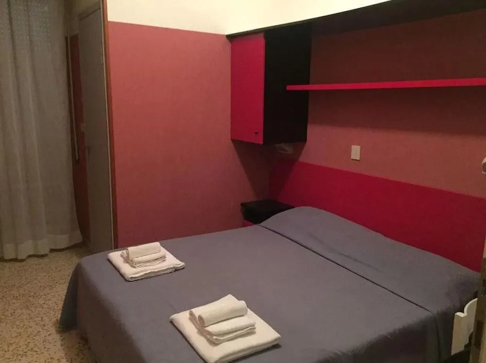 Hotel Malvina Rimini 3*,